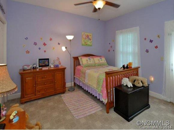 37 SAPLING LANE - Photo 8