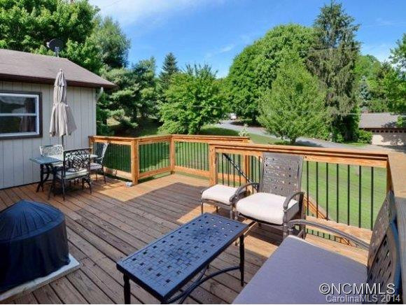 20 HEMLOCK LANE - Photo 2