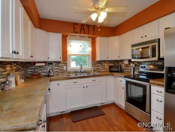20 HEMLOCK LANE - Photo 6