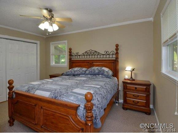 20 HEMLOCK LANE - Photo 9