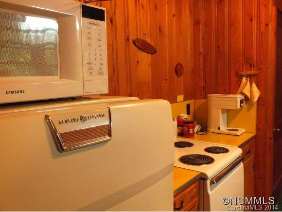 140 DOGWOOD DRIVE - Photo 8