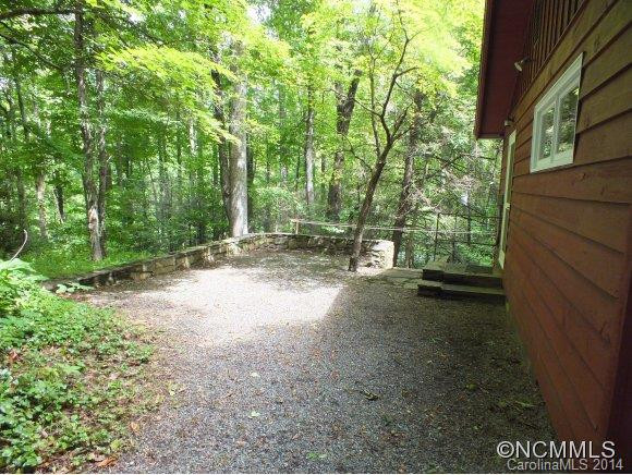 140 DOGWOOD DRIVE - Photo 10