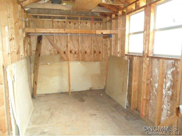 105 Travis Street - Photo 14