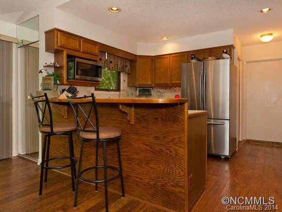 400 Rockmoor Way - Photo 6