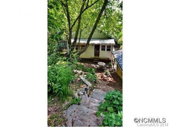 61 SWANNANOA AVE - Photo 14