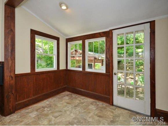 61 SWANNANOA AVE - Photo 8