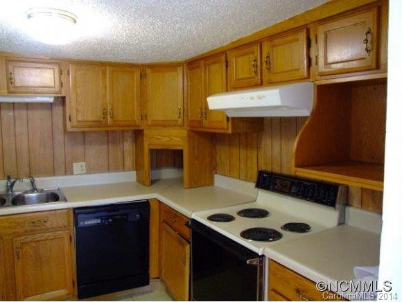 2 MAPLE LANE - Photo 2