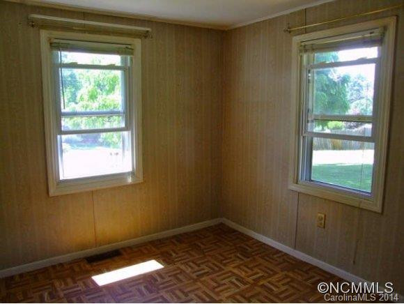 2 MAPLE LANE - Photo 3