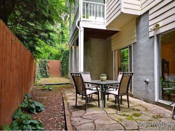 558 LAKESHORE DRIVE EXTENSION - Photo 22