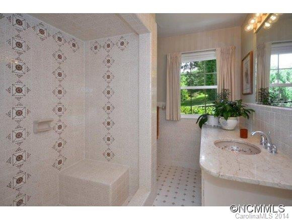 108 Hawthorn Drive - Photo 13