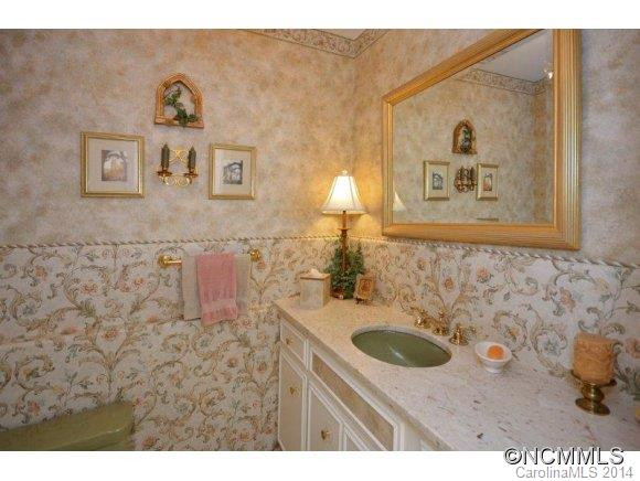 108 Hawthorn Drive - Photo 16