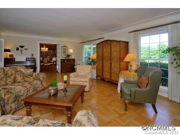 108 Hawthorn Drive - Photo 5