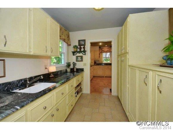 108 Hawthorn Drive - Photo 10