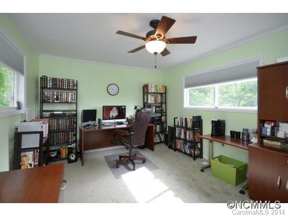 107 Shadowbrook Drive - Photo 12