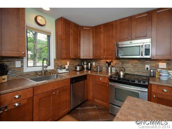 107 Shadowbrook Drive - Photo 7