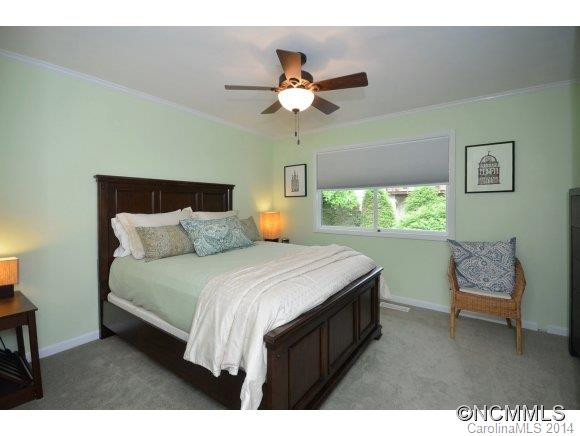 107 Shadowbrook Drive - Photo 10