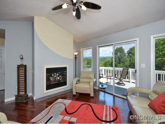 153 MOUNTAIN VALLEY DRIVE - Photo 7