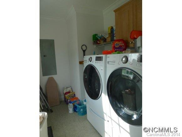 184 Victoria Drive - Photo 13