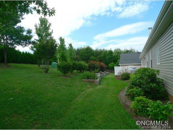 184 Victoria Drive - Photo 15