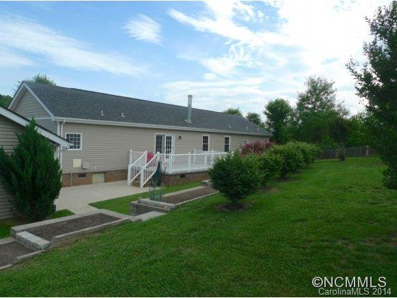 184 Victoria Drive - Photo 18