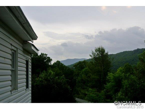 208 Hillcrest Circle - Photo 2