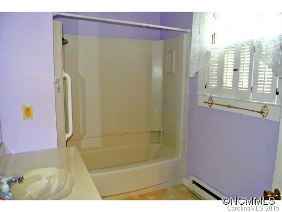 208 Hillcrest Circle - Photo 13