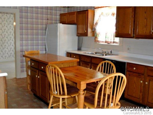 208 Hillcrest Circle - Photo 4