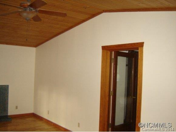 110 Spring Valley Street - Photo 15