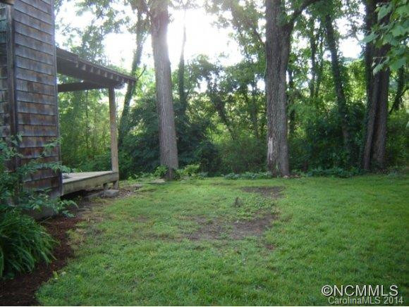110 Spring Valley Street - Photo 3