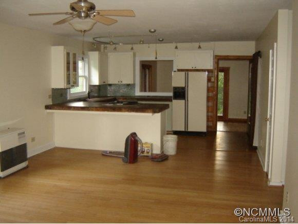 110 Spring Valley Street - Photo 10