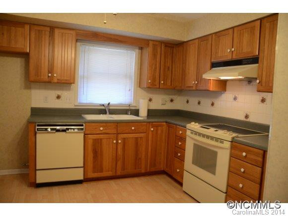 9 Holly Hill Court - Photo 7