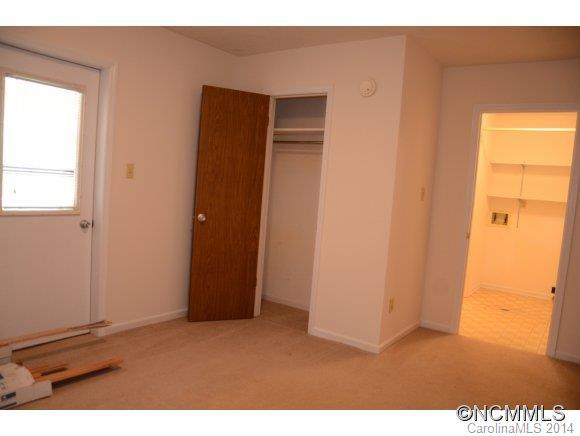9 Holly Hill Court - Photo 10