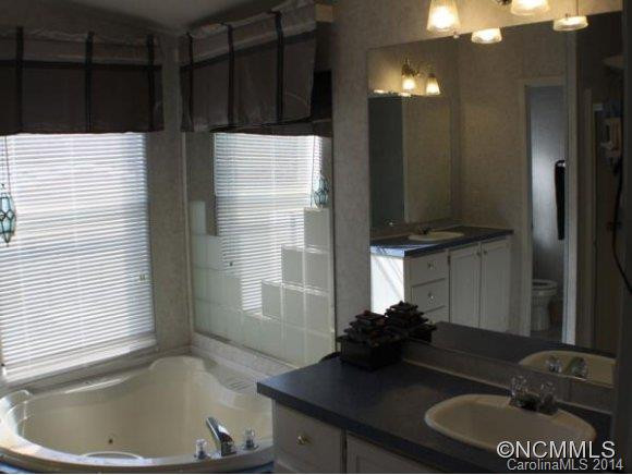 15 NEIL HOILMAN DRIVE - Photo 7