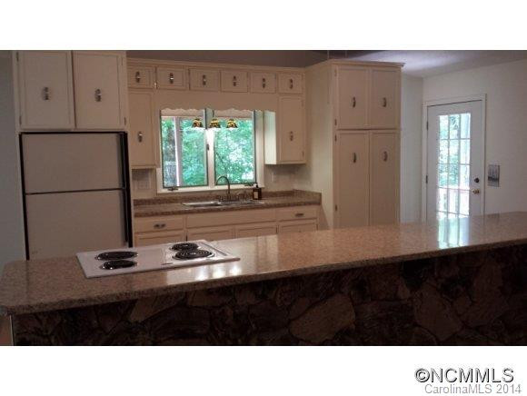 27 Spring Valley Road - Photo 4
