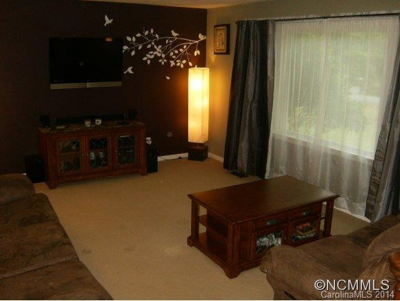 524 Pineland Road - Photo 2