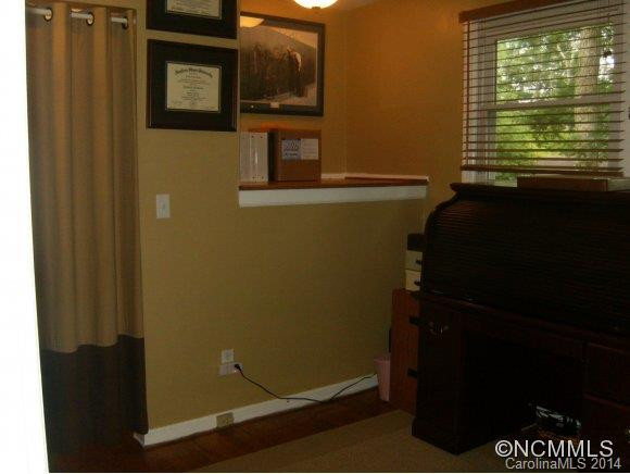 524 Pineland Road - Photo 16