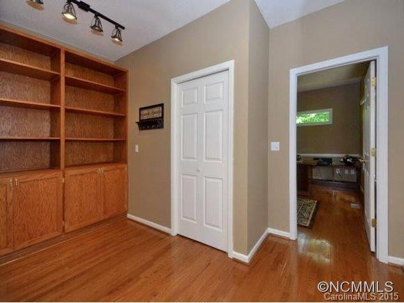 406 JACAMAR WAY - Photo 16