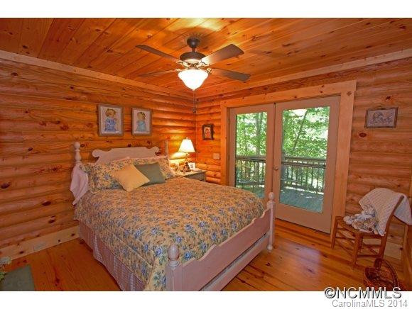 243 Sweetbriar Road North - Photo 14