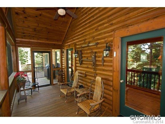 243 Sweetbriar Road North - Photo 19