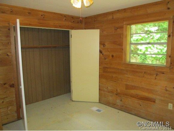 405 Pinewood Dr - Photo 12