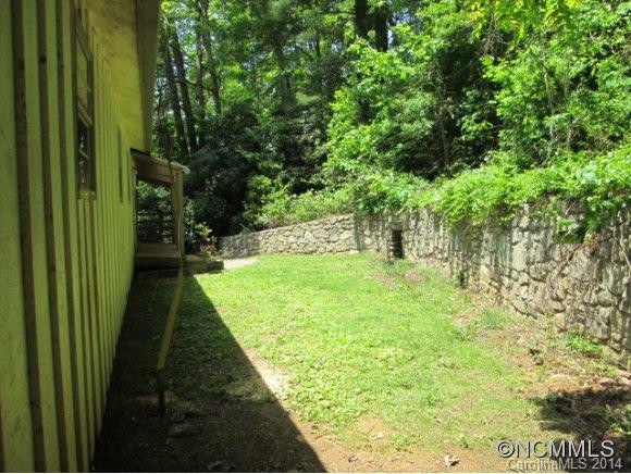 405 Pinewood Dr - Photo 5