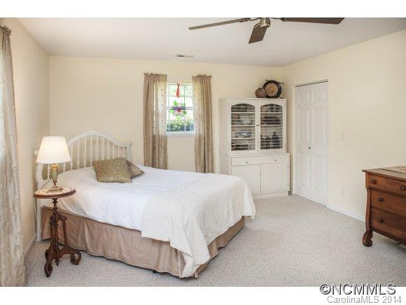 591 Golden Valley Drive - Photo 13