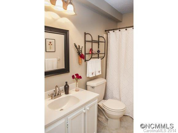 591 Golden Valley Drive - Photo 17
