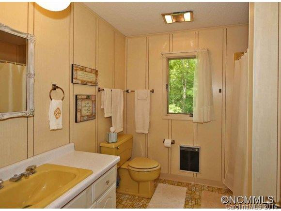 721 Winchester Creek Rd - Photo 13