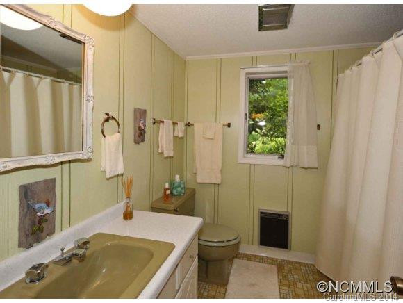 721 Winchester Creek Rd - Photo 15