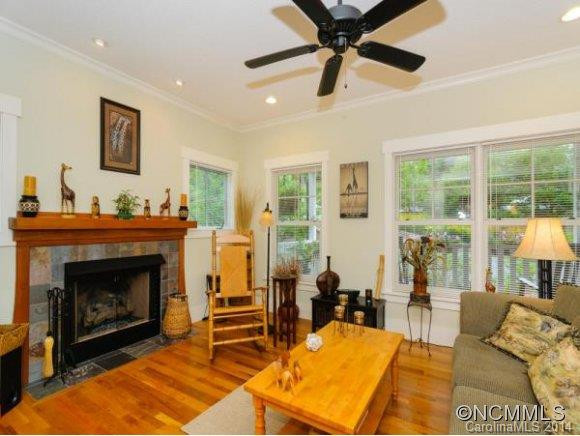 29 THURLAND AVENUE - Photo 3