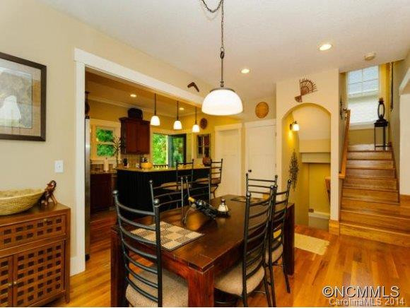 29 THURLAND AVENUE - Photo 6