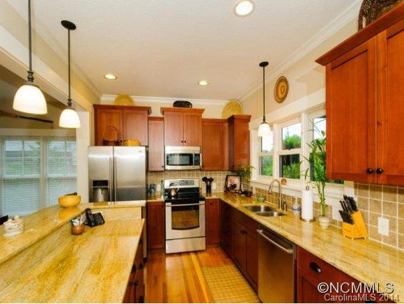 29 THURLAND AVENUE - Photo 10