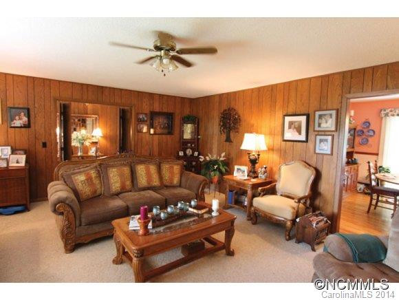 343 Fisher Road - Photo 4