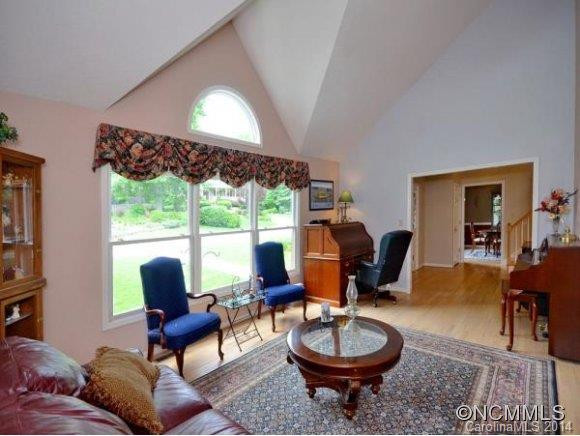 5 Spring Cove Court - Photo 2